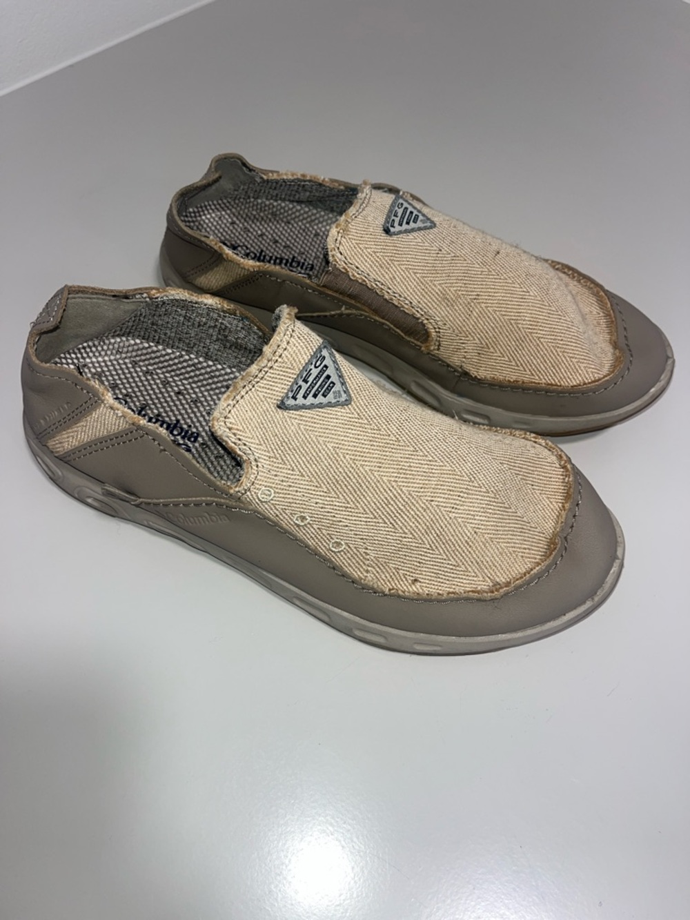 Columbia Men's Slip-On Canvas Loafers in Beige and Taupe